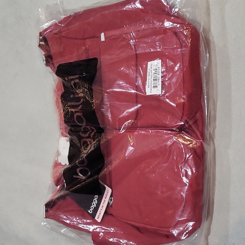 Baggallini Everywhere Bag - Picture 6 of 9